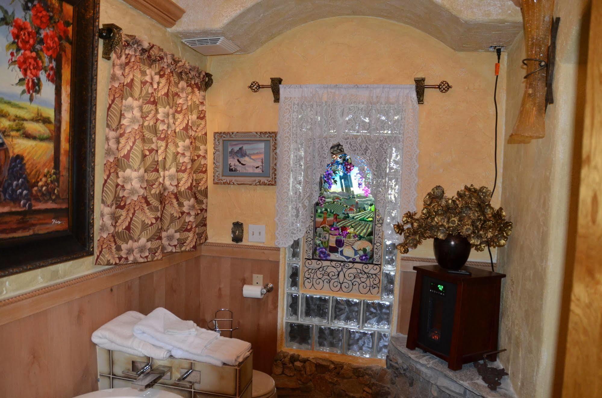 Where Eagles Fly Bed & Breakfast Elk Point 외부 사진